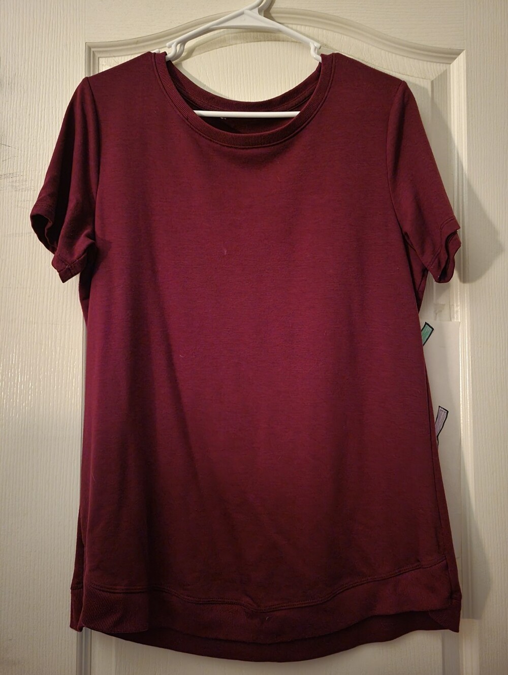 Women’s Short Sleeve Crew Neck Top - Burgundy